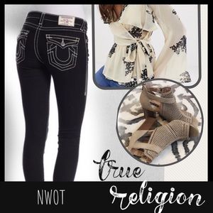 True Religion HALLE Crop Jeans NWOT
